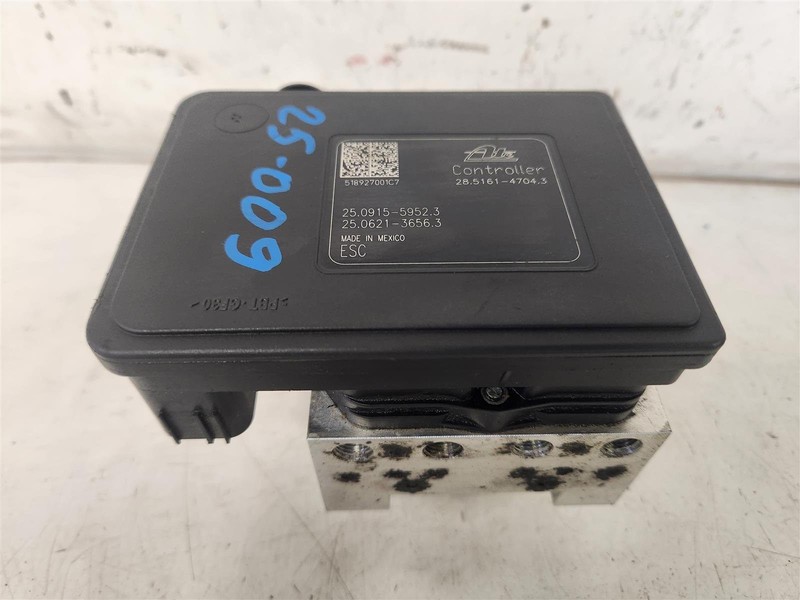 2018-2019 Honda Odyssey Vsa Abs Pump Modulator Accumulator 57100-Thr-A13 Lo Mile