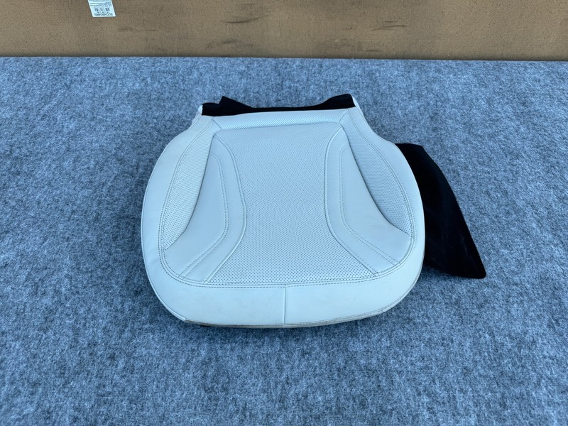 FORD MUSTANG MACH-E 21-24 OEM FRONT RIGHT PASSENGER LOWER SEAT SKIN (LIGHT GRAY)