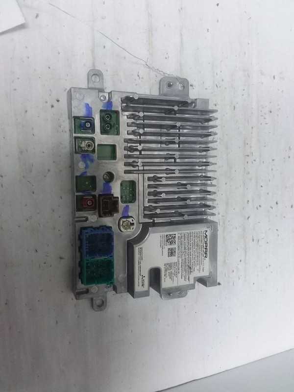 Radio Receiver 10.1" Touch Screen Fits 22-23 COMPASS 68453428AK