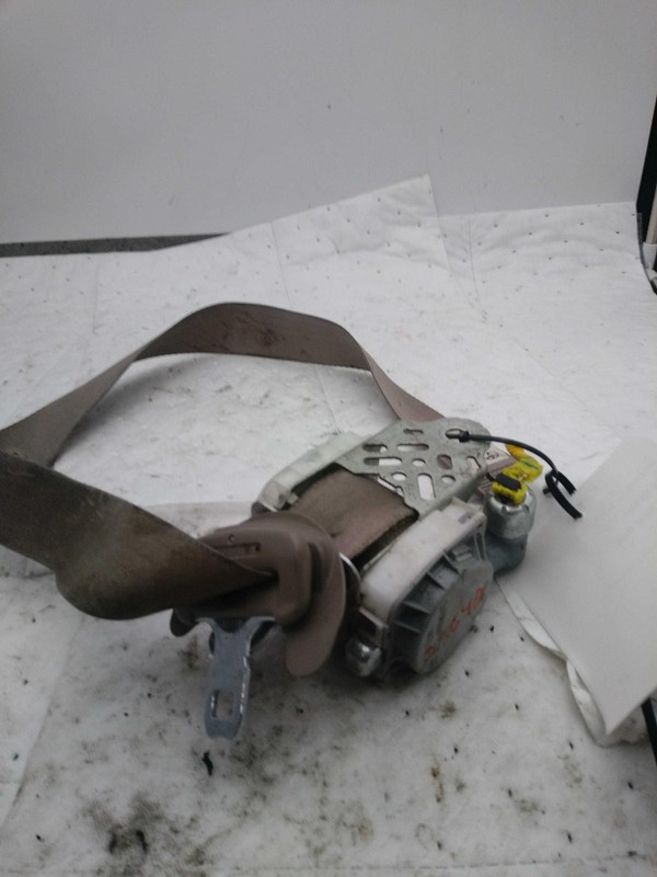 2008 Toyota Sienna OEM Used White Seat Belt Driver Buckle 110K Miles