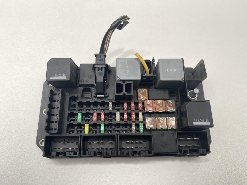 2015 JAGUAR XJ CABIN FUSE BOX REAR 3.0L AT AWD 77K 37340