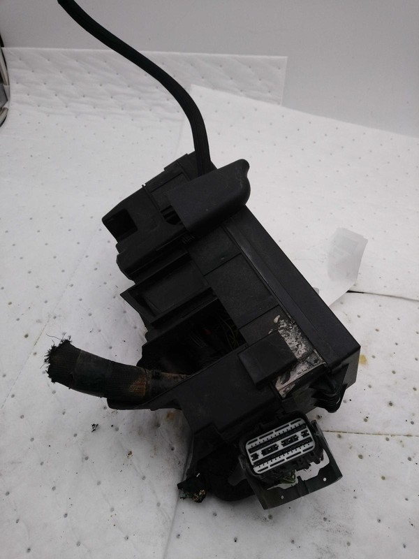 2018 Ford Taurus Fuse Box OEM GG1Z14290H Grey 3.5L 76000 Miles