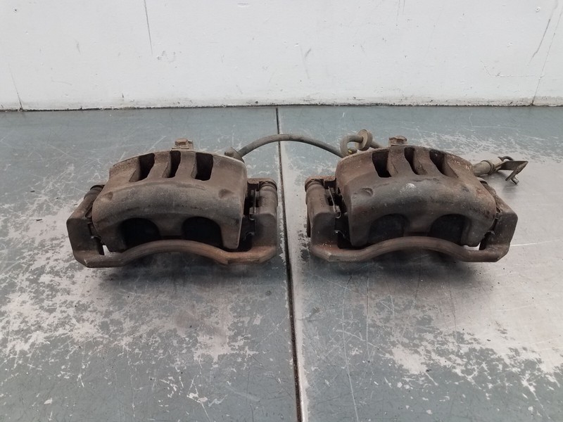 2008 Grand Marquis / Crown Vic Victoria Front Brake Calipers #7790 i2