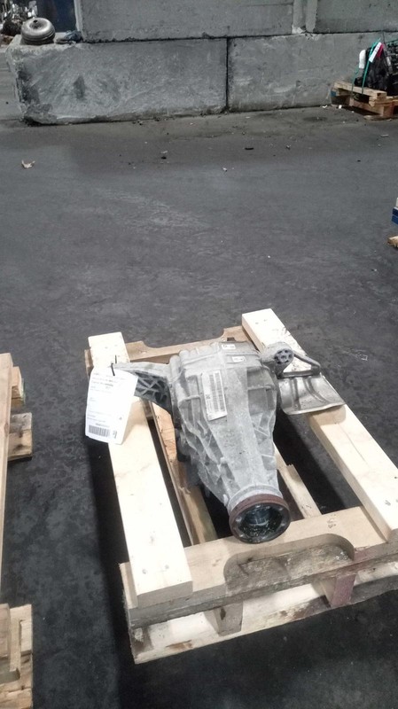 2015 Porsche Macan S Differential Carrier Assembly OEM 73K Miles Black