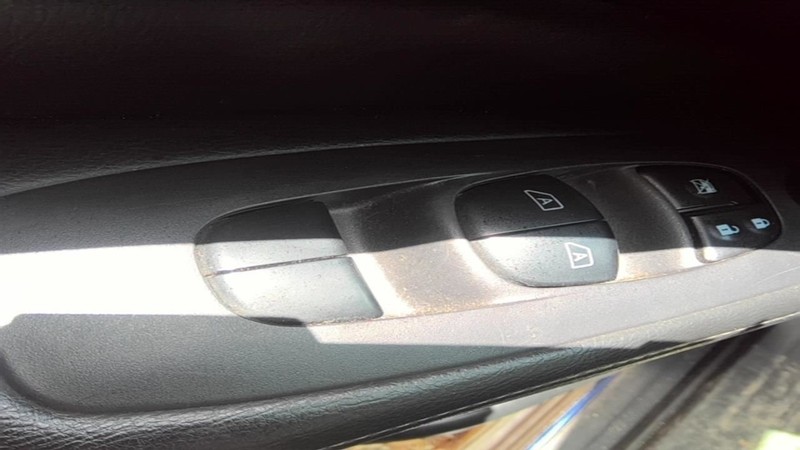 Driver Front Door Switch Driver's Lock And Window Fits 13-20 PATHFINDER 1607624