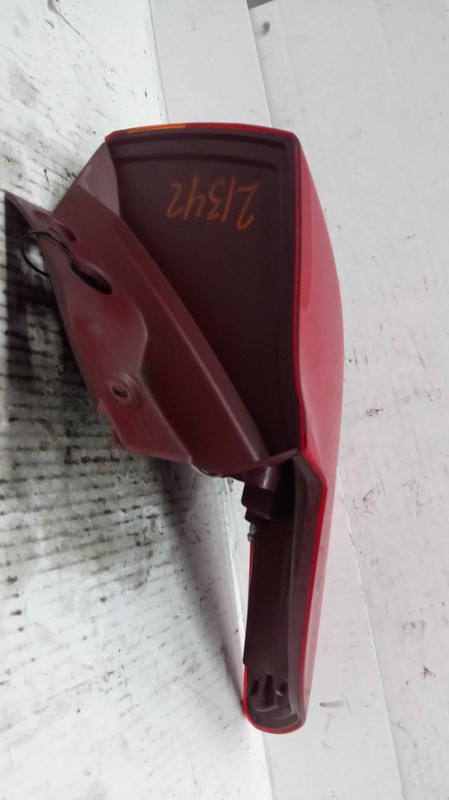 Used Left Tail Light Assembly fits: 2015 Toyota Rav4 gasoline quarter panel moun