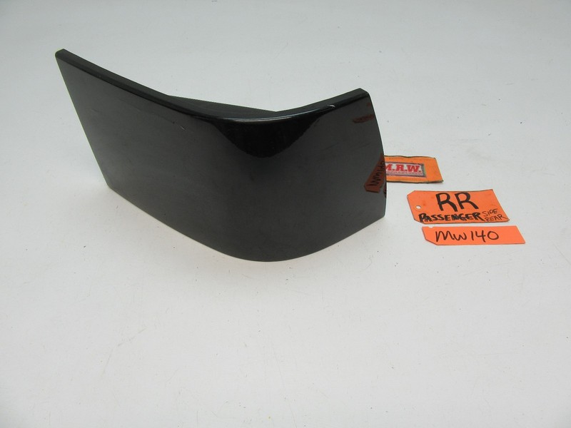 SAAB 9000 QUARTER PANEL TAILLIGHT FILLER TRIM REAR BUMPER COVER MOLDING SIDE RR