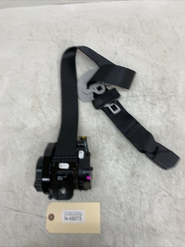 20-23 Tesla Model Y Front Right Seat Belt Retractor 1493783-01-B 49073 B70