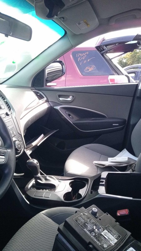 Used Front Right Steering Knuckle fits: 2018 Hyundai Santa fe Front Right Grade