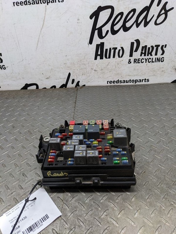 Fuse Box Engine Fits 03-07 HUMMER H2 1193365