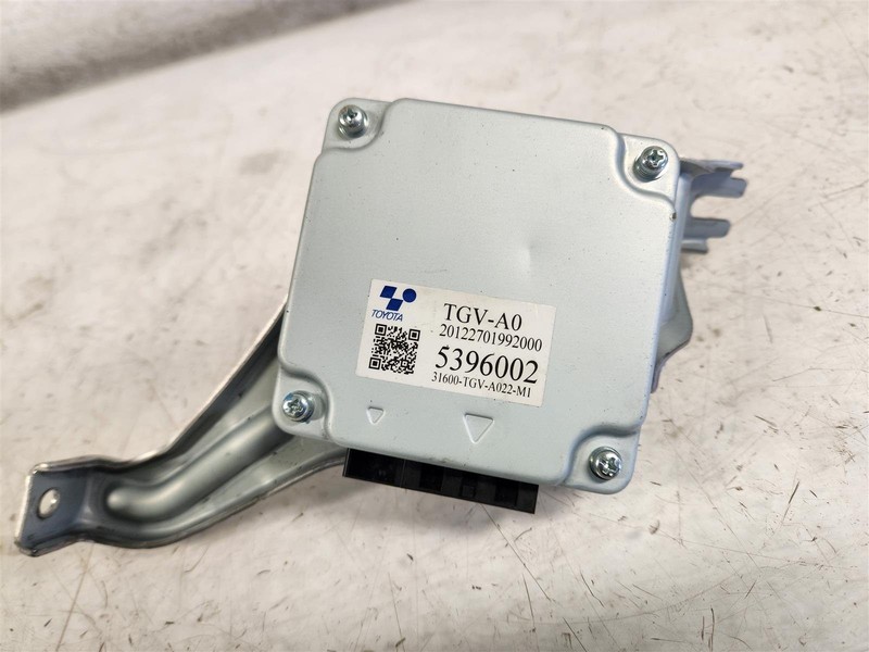2021-2023 Acura Tlx Power Suppply Voltage Stabilization Unit 31600-Tgv-A02