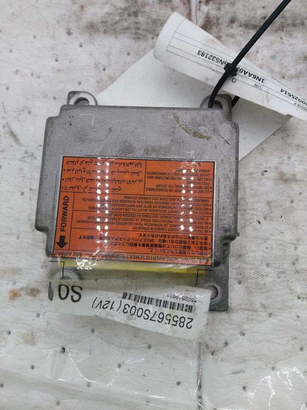 Used Air Bag Module fits: 2005 Nissan Titan Air Bag center console front Grade A