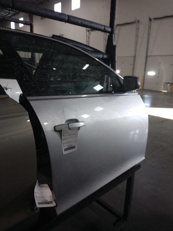 2014 Chevrolet Malibu Right Front Door Silver OEM Used 136K Miles NJ25-24687