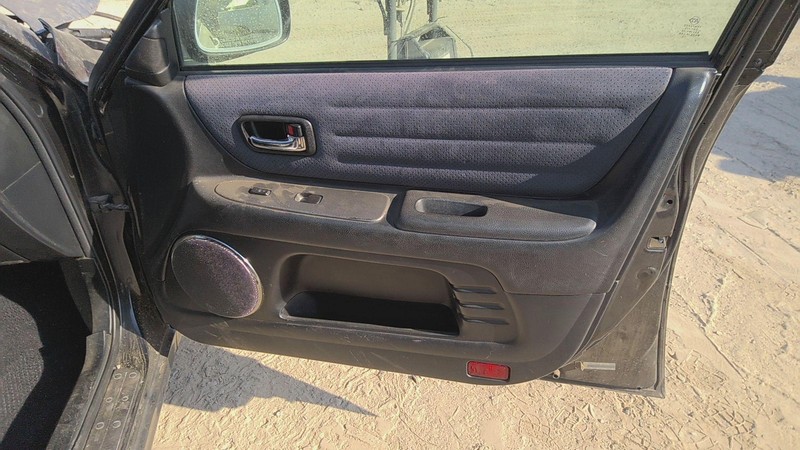 Front Door Trim Panel LEXUS IS300 Right 03 04 05 02 01