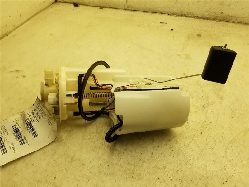 12-14 TOYOTA CAMRY 3.5L V6 FWD FUEL PUMP ASSEMBLY