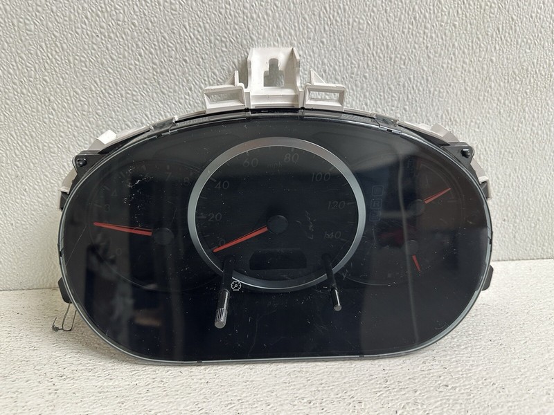 2008-2009 Mazda 5 A/T Cluster Speedometer tach gauges instrument panel oem