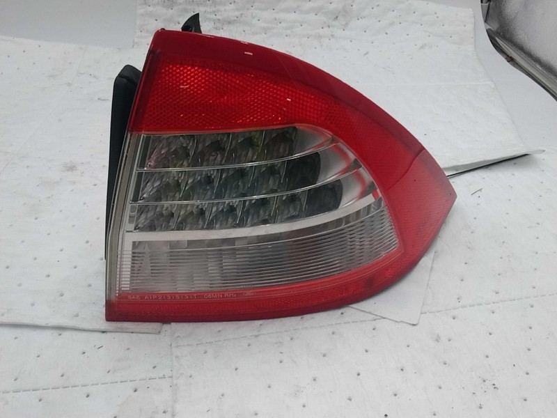2008 Mercury Milan Right Tail Light Assembly Black OEM Used 615294 4DR SED