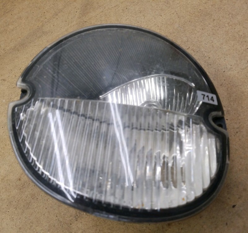2004 - 2007 Pontiac Grand Prix OEM RH Driver Fog Light