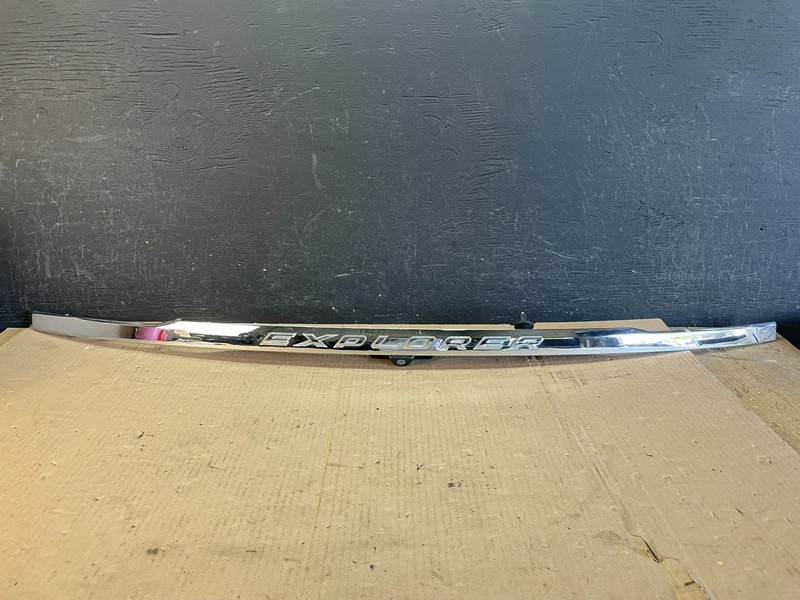 2011-2014 Ford Explorer Rear Tailgate Gate Trim Molding With Camera OE AD8570 DG
