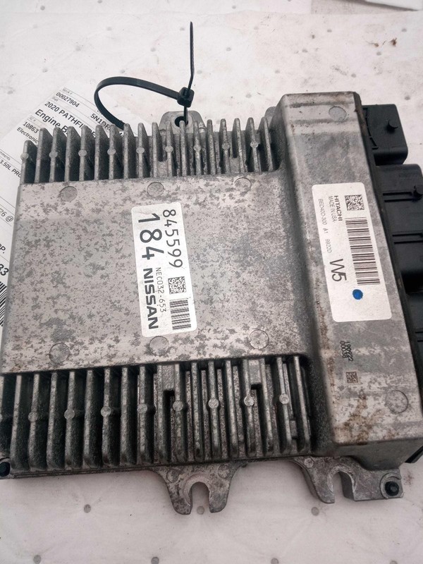 2020 Nissan Pathfinder Engine Control Module ECM 3.5L OEM Used 77K Miles