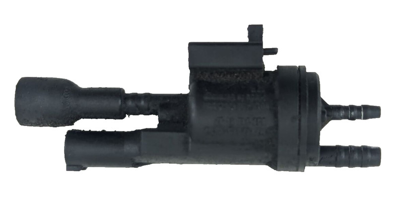07-14 Mercedes W216 CL550 S550 Front Headrest Vacuum Valve 0025401497 OEM���
