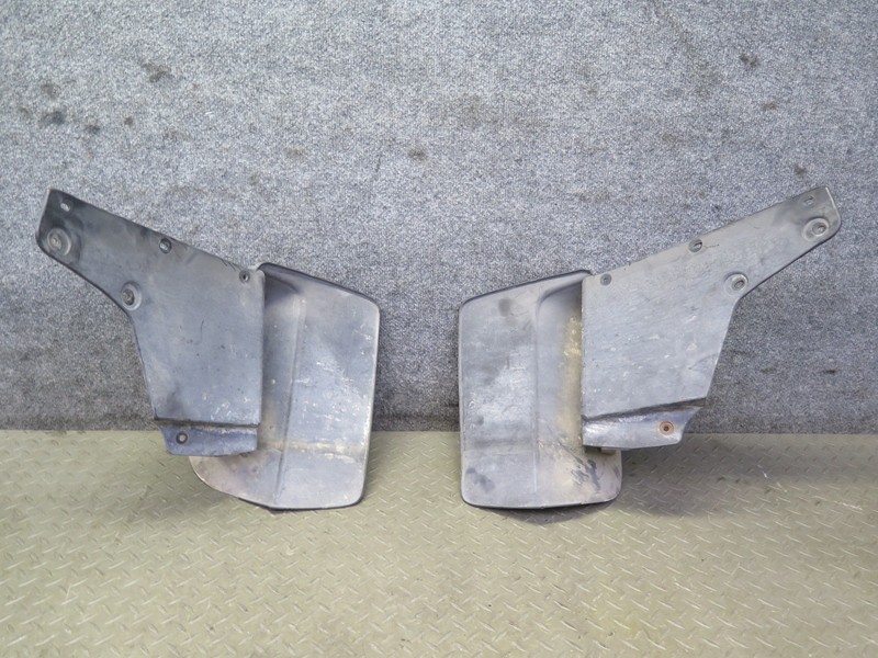 1998-2007 LEXUS UZJ100L LX470 REAR LEFT & RIGHT SIDE MUD FLAP GUARD SET OF 2