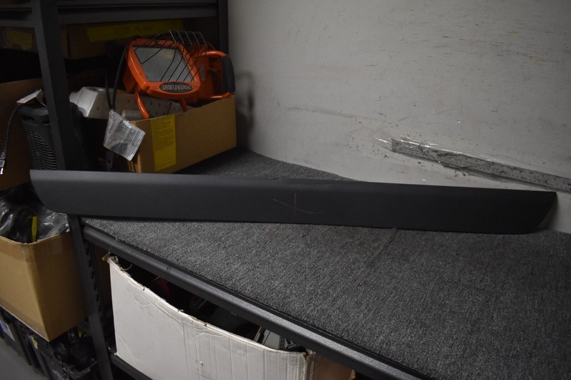 2019-2021 TOYOTA RAV4 REAR TAILGATE TRIM MOLDING FACTORY OEM