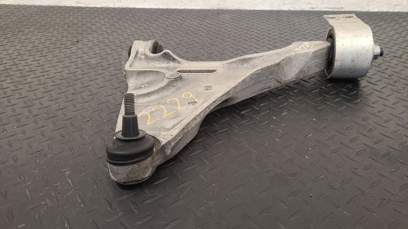 06-11 Buick Lucerne Front Right Passenger Lower Control Arm OEM 15939600