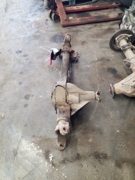 Front Axle 4 Wheel ABS 3.73 Ratio Fits 02-04 FORD F250SD PICKUP 241815