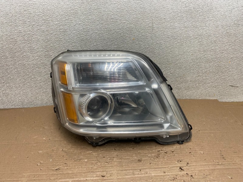 2010 to 2015 GMC Terrain Halogen Passenger Right Rh Side Headlight Oem AB1547 DW