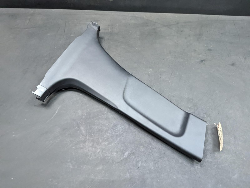 Center Right B Pillar Lower Trim Panel 2016 Mazda 3 BJS7-68-220 2014 2015 - 2018