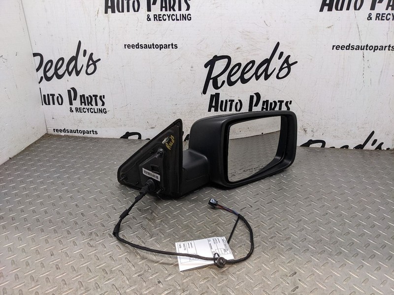 Passenger Side View Mirror Classic Style Fits 13-24 DODGE 1500 PICKUP 1183646