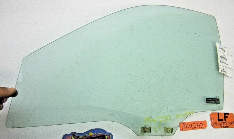 DOOR GLASS WINDOW FRONT DRIVER SIDE for 95 96 97 98 99 00 01 02 MAZDA MILLENIA