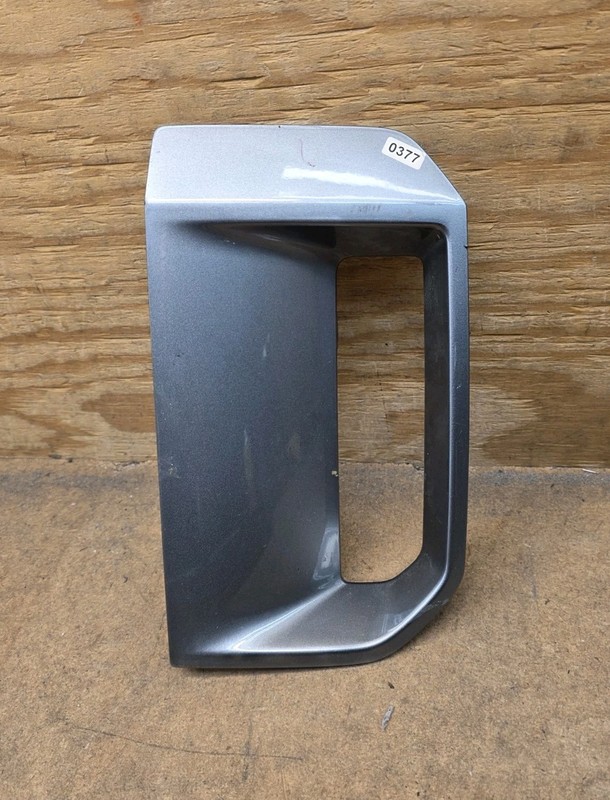 2024 2025 Kia EV9 GT-LINE Front Bumper Filler Trim Left LH 86597-D0500 OEM