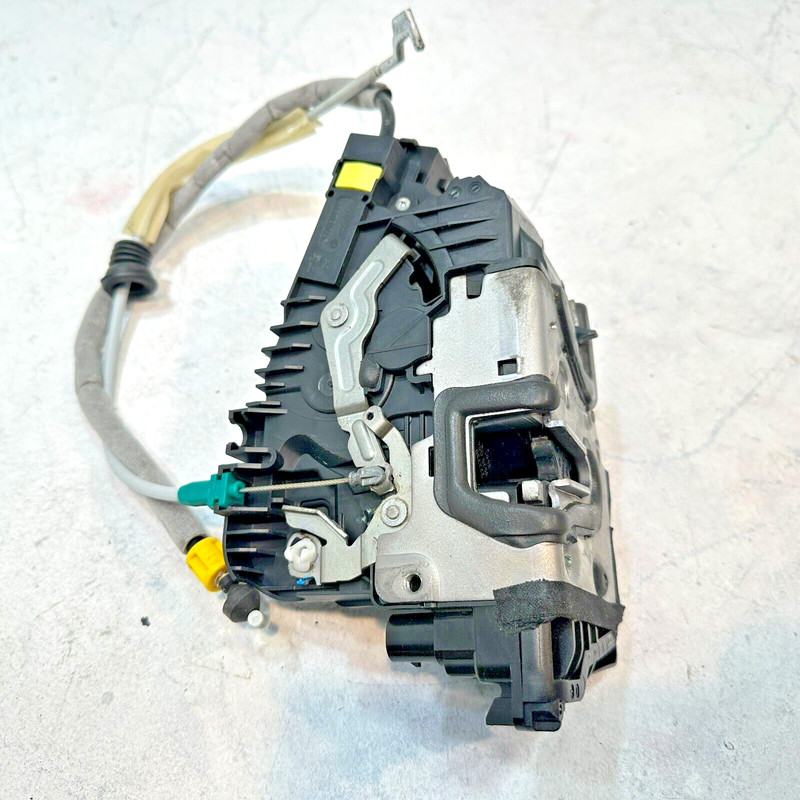 Rear Left Door Lock Latch Actuator Mercedes W222 S550 2014-2017 OEM
