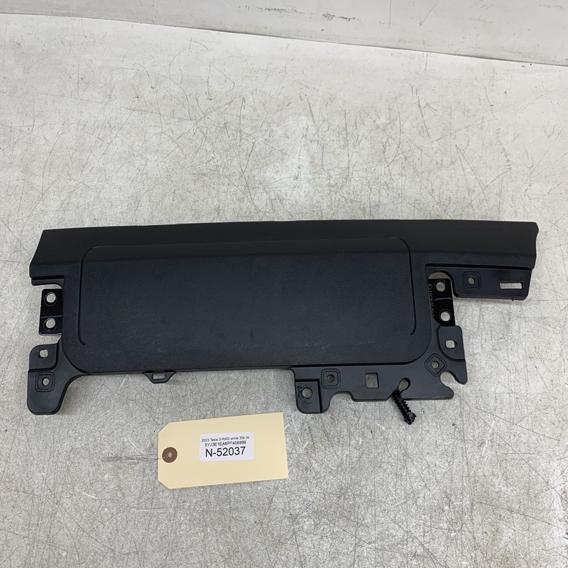 17-23 Tesla Model 3/Y Front right lower dash knee cover 1083350-00-E 52037 U15