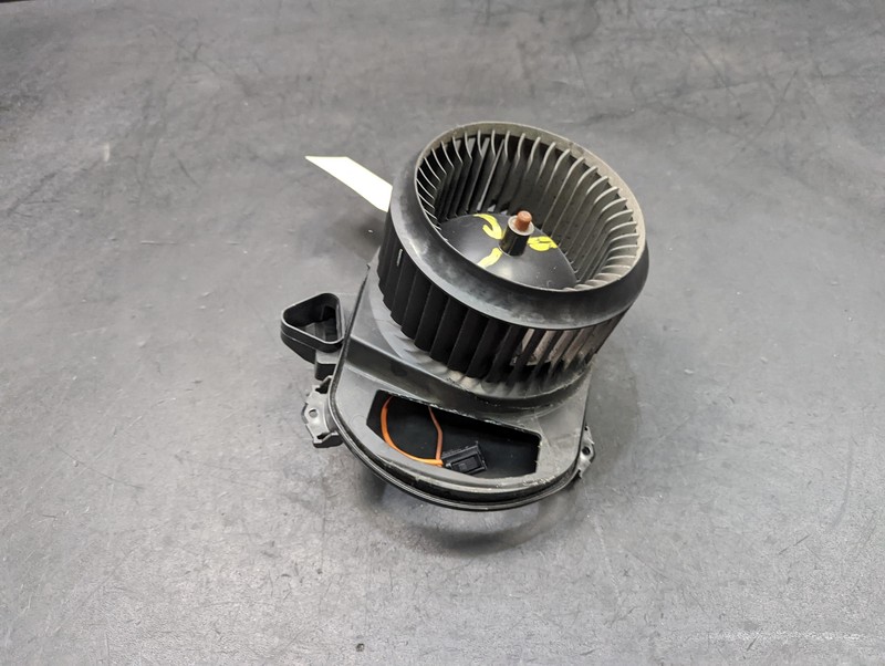 Blower Motor 2018 Mercedes CLA 250 2469061601 2014 2015 2016 2017 2019