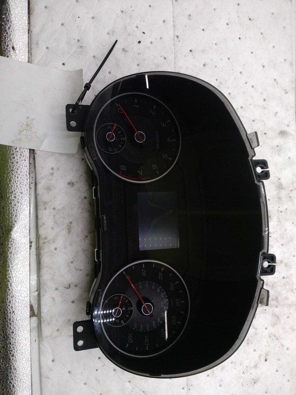 2018 KIA Stinger Speedometer Gauge OEM Black 94011J5200 109K Miles