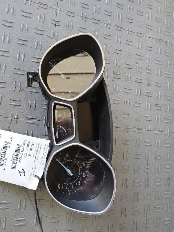 Speedometer Cluster MPH ID F1ET-10849-CTM Fits 17-18 FOCUS 3555074