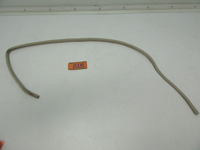 FITS RIGHT PASSENGER FRONT DOOR INNER INSIDE TRIM SEAL BODY WEATHER STRIP TAN RF