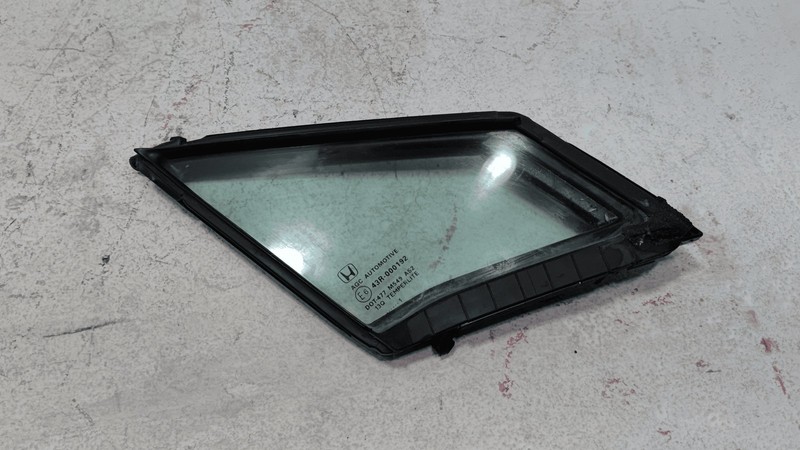 2016-2022 HONDA PILOT FRONT RIGHT PASSENGER DOOR WINDOW VENT GLASS OEM