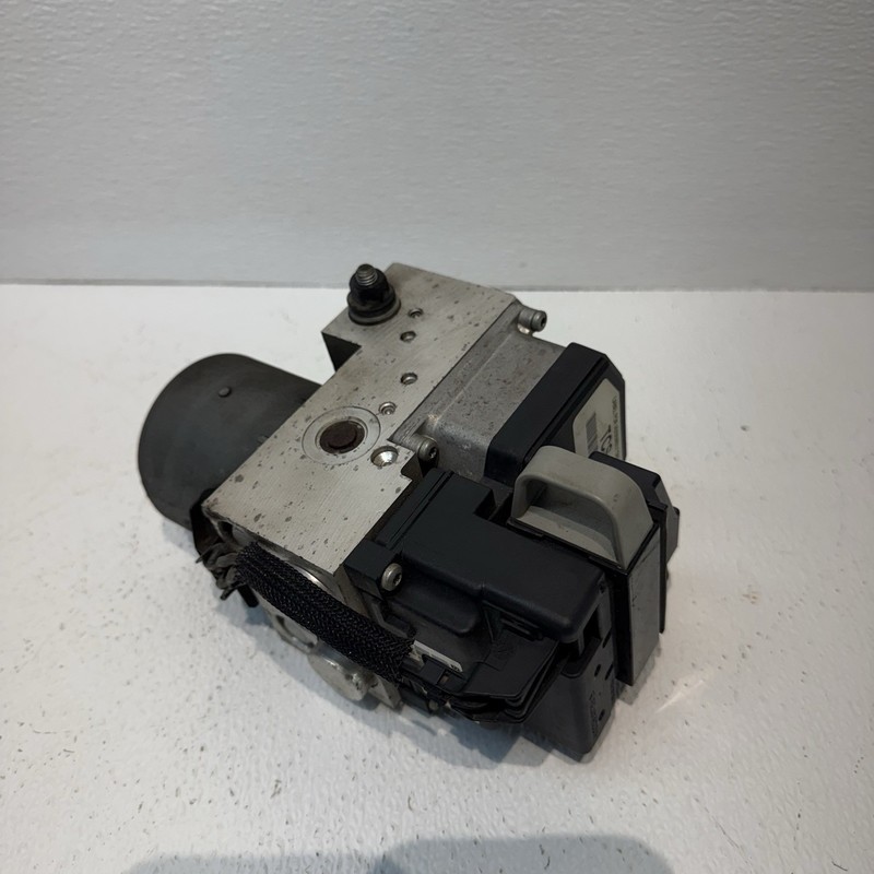 06-08 OEM Anti-Lock Brake Pump Assembly ABS FORD CROWN VICTORIA 6W13-2C353-A