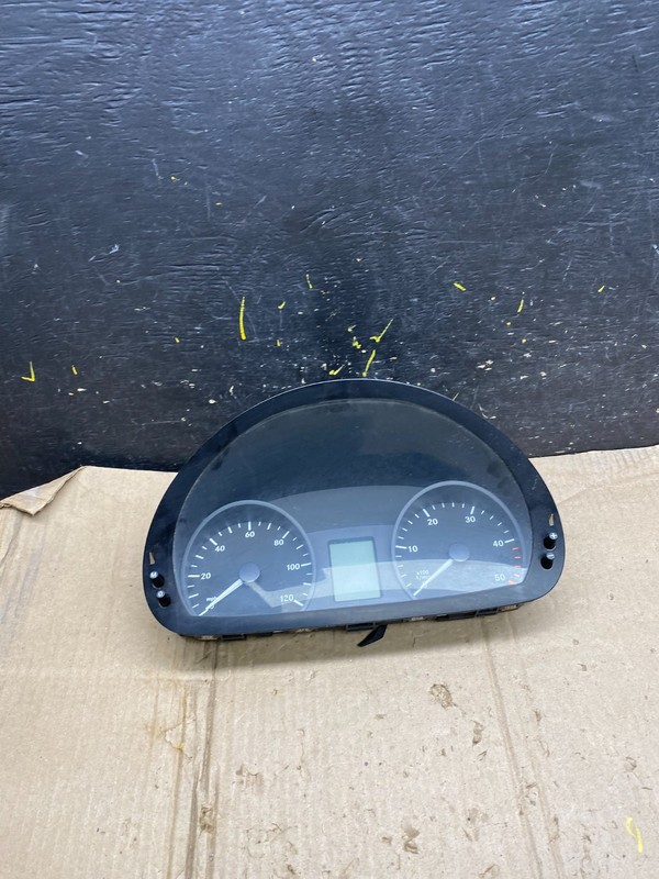 2007 to 2009 Sprinter 2500 3500 Instrument Speedometer Gauge Cluster X5958 DG
