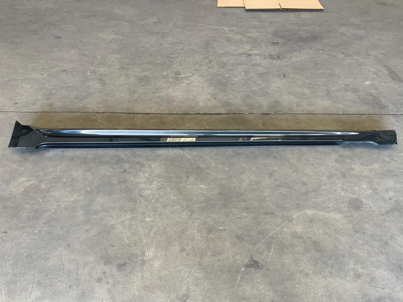 18 19 20 Genesis G80 Left Driver Sport Side Skirt Rocker Panel Trim 1617 OEM