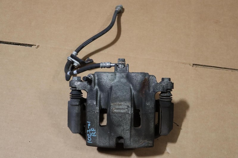 2015-2018 ACURA TLX FRONT RIGHT PASSENGER SIDE BRAKE CALIPER W/ HOSE OEM