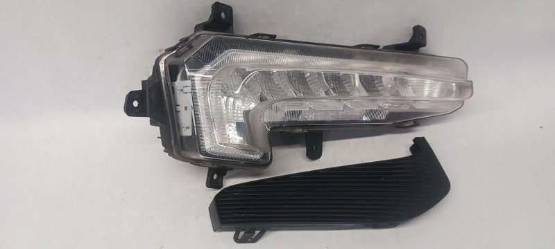 13-'16 CHEVROLET MALIBU Right passenger fog light OEM Grade A!