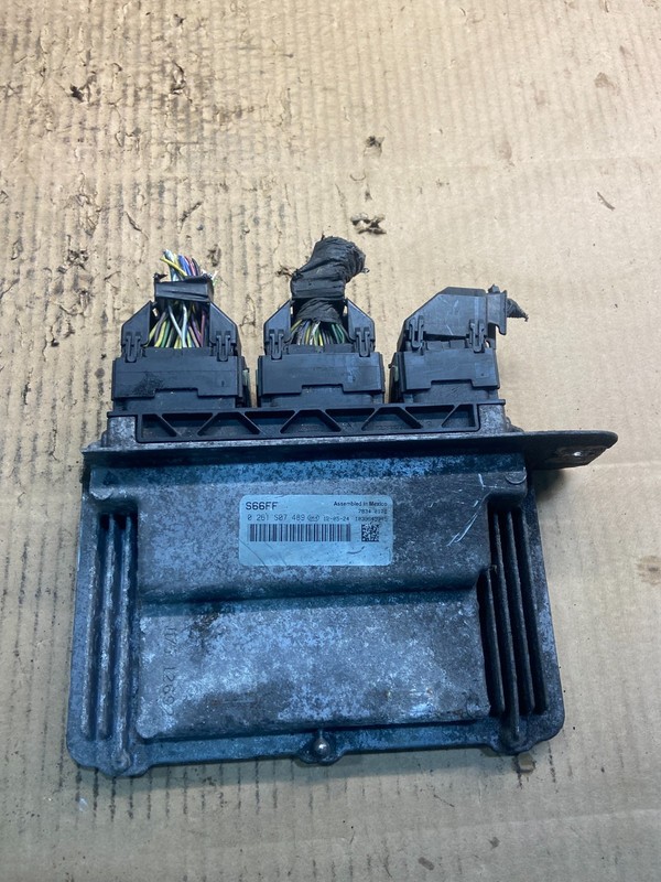 2011 to 2012 Ford E150 E250 4.6L Engine Control Module ECU ECM PCM Y4284 DG