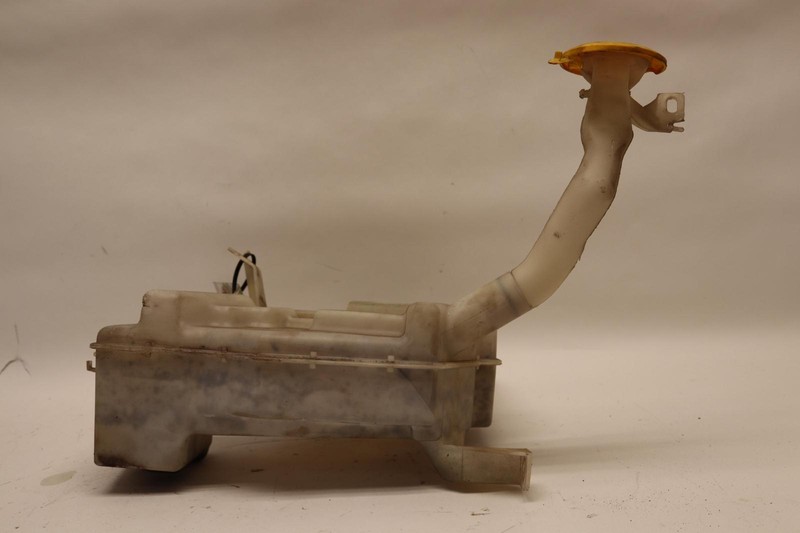 2002-2006 INFINITI Q45 FRONT WINDSHIELD WASHER FLUID RESERVOIR BOTTLE TANK OEM
