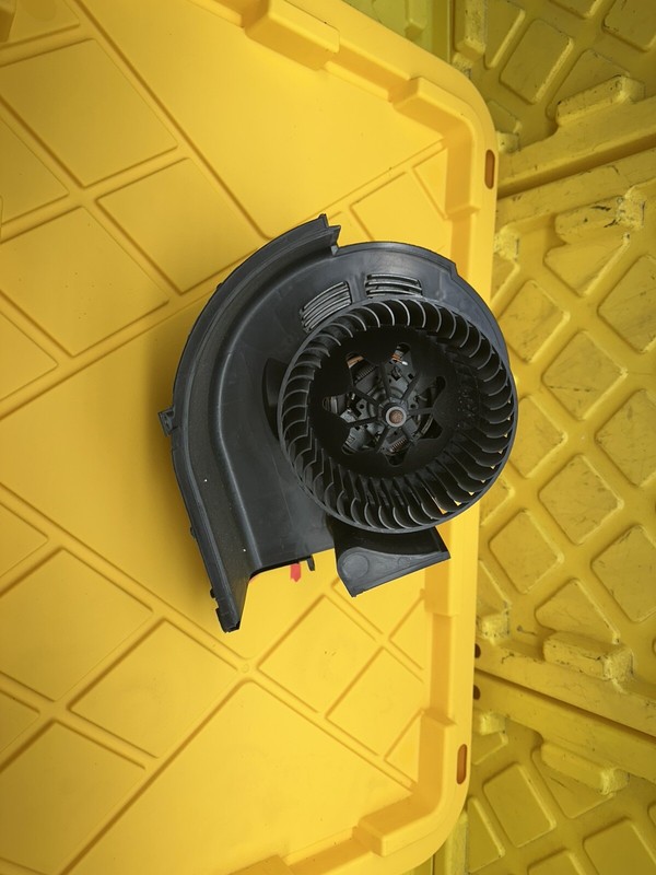 2007 - 2013 BMW X5HVAC FRONT HEATER CORE BLOWER MOTOR FAN ASSEMBLY 990877L