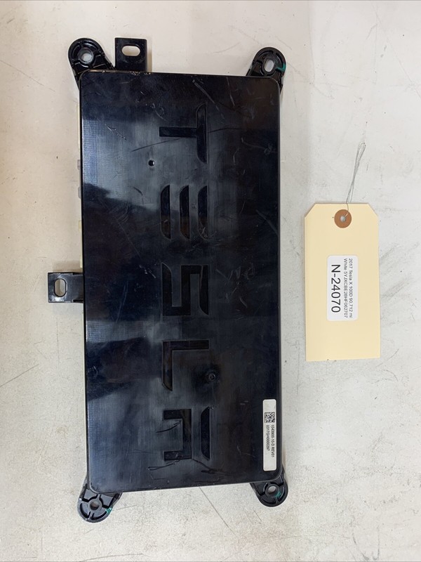 ⚡️2016-2020 TESLA MODEL X REAR BODY CONTROL MODULE OEM 1043900-10-D 24070 B60